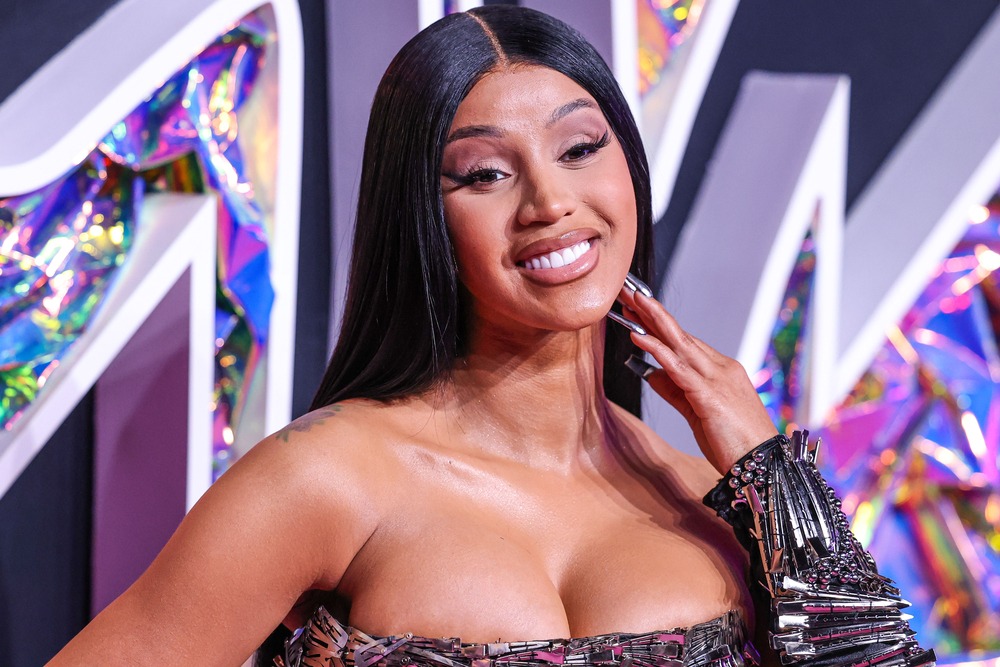 Cardi B Denies Reconciliation with Offset Despite Christmas Reunion