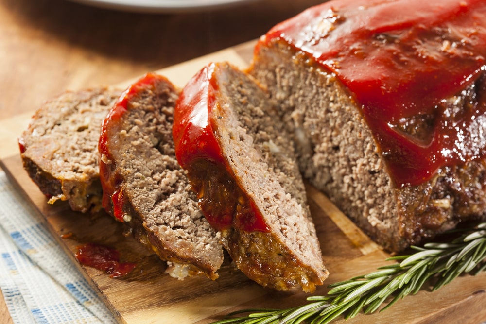 Savory Homemade Meatloaf with a Perfect Blend of Flavors